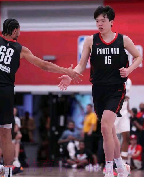 13分逆转！开拓者末节34-15击溃火箭，杨瀚森隐形贡献成关键